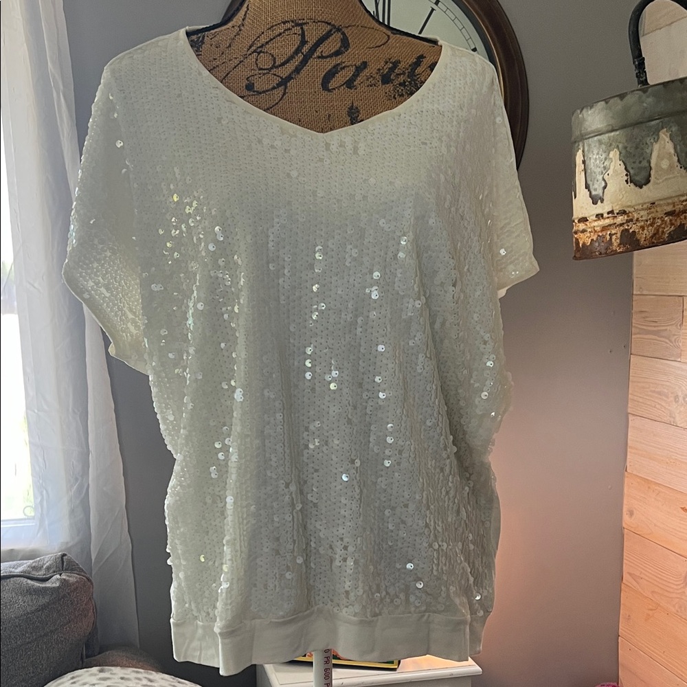 Coldwater Creek White Sequin Short Sleeve Scoop Neck Top